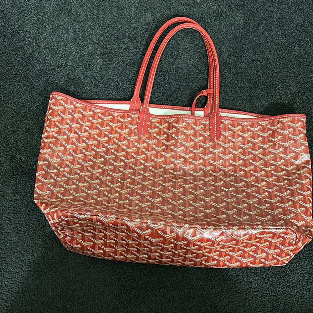 Goyard bag authentic color RED great condition